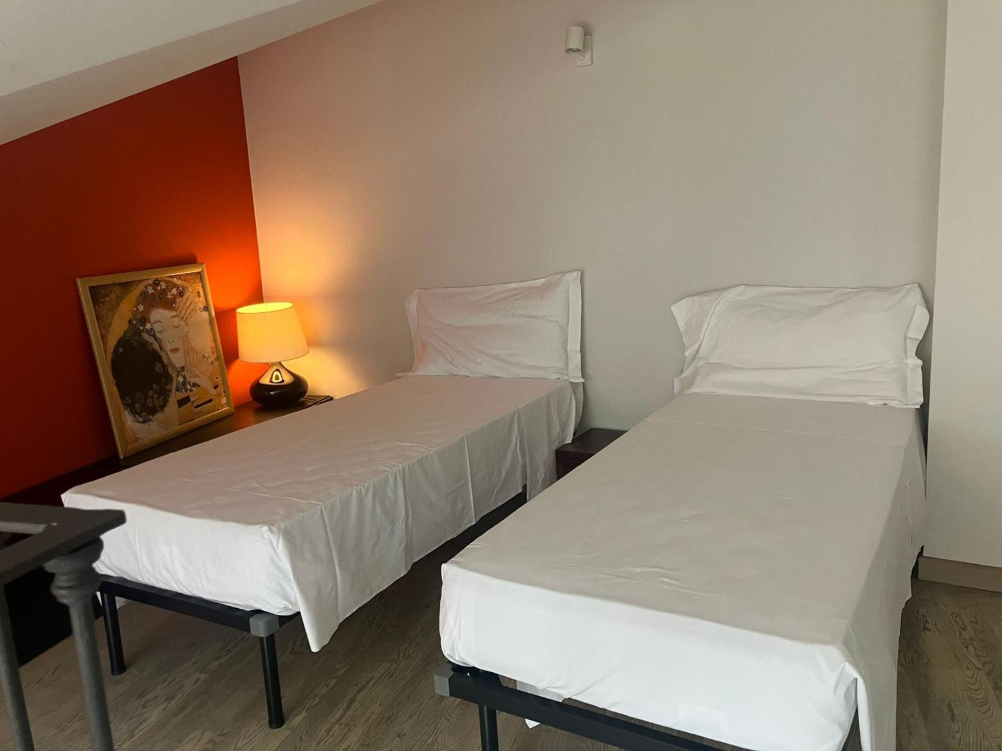 Heart Centre Milan Navigli 3 Levels Apartment, Milan